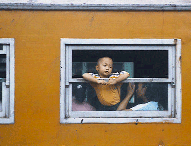 Enfant dans le train